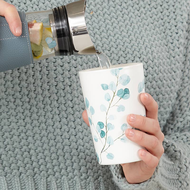 Eigenart - Wholesale Coffee/Tea Cup - Porcelain Tea Mug TEAEVE "Trees"3