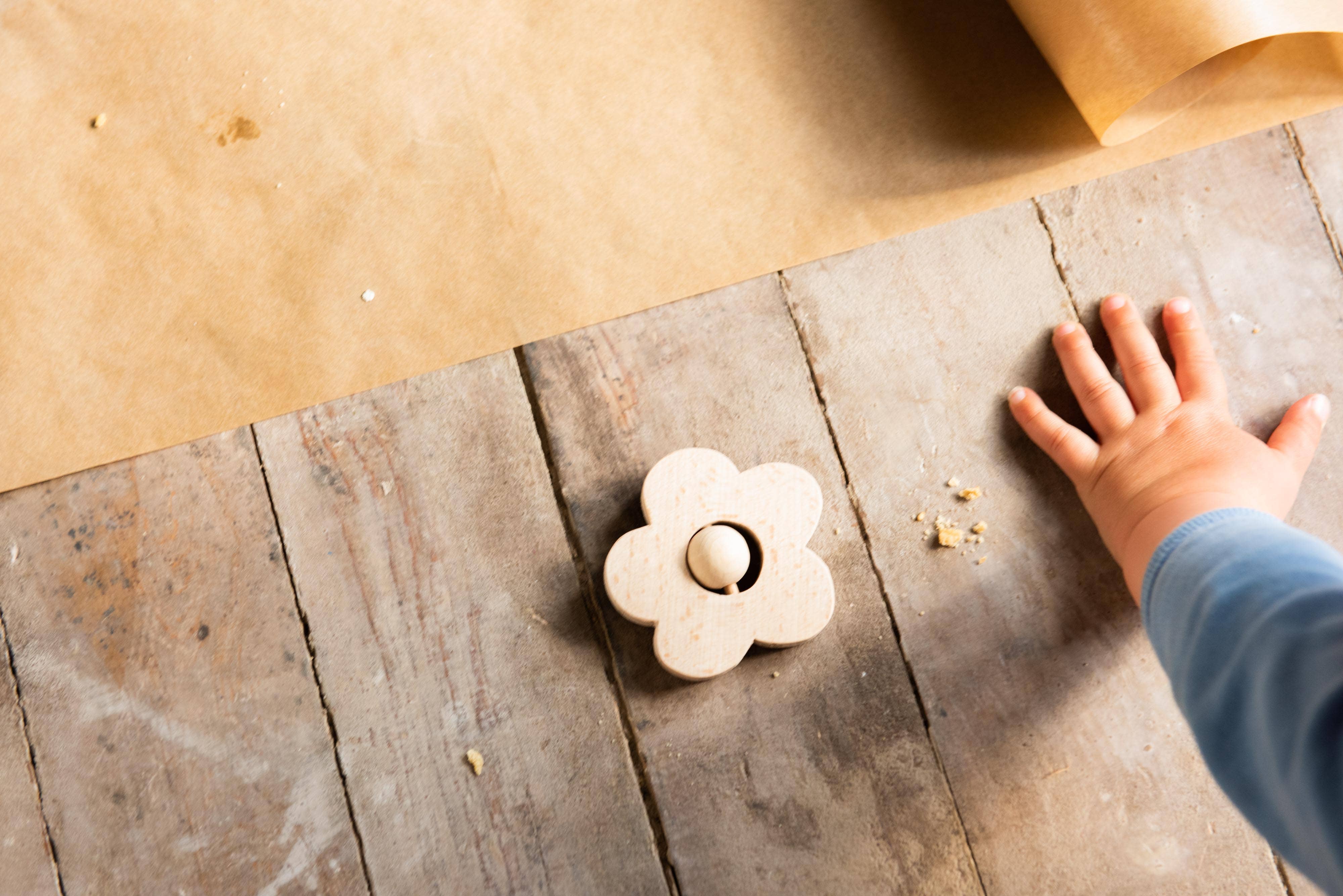 KMR Childwood – wholesale Wood toy – Child – MARGUERITE wooden rattle1