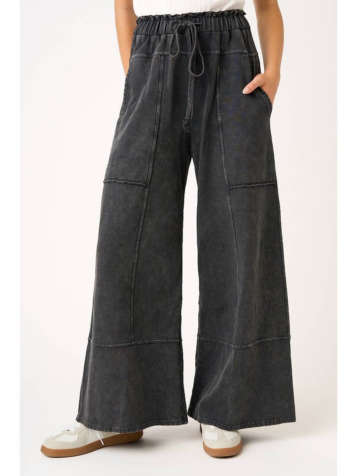 MINERALVASK SØMDETALJE BUKSER MED BREDE BEN for engroshandel hos mittoshop