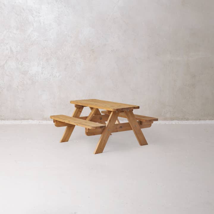 AMATA - Wholesale Patio Table - Brown Classic Design Children's Picnic Table Mini1