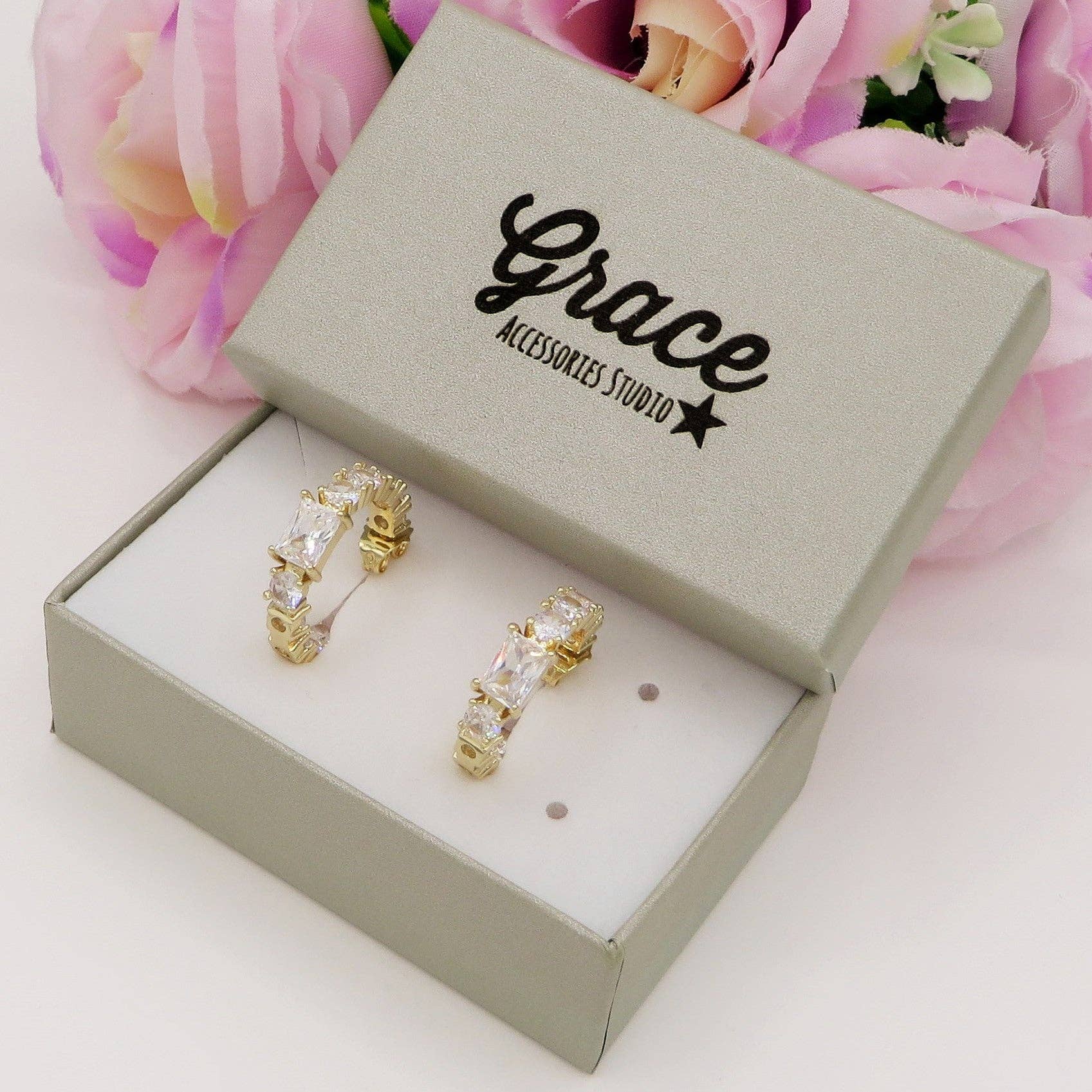 Daemon srls - Wholesale Hoop Earrings - CHRISTY hoops - Orecchini a cerchio con Cubic Zirconia taglio baguette5