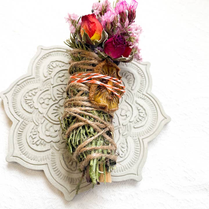 CharlieHaze - Wholesale Smudge Plate - Cement Smudging Tray for your Altar Space