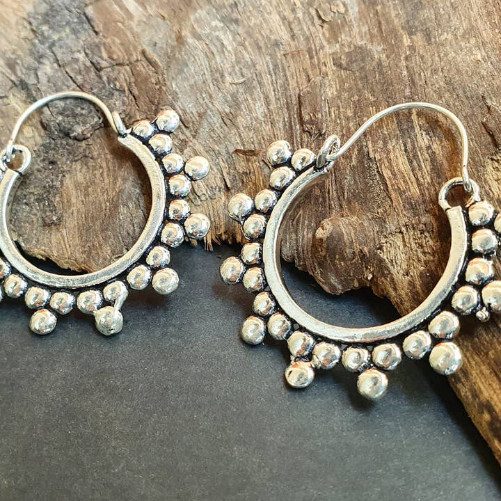 Kaali Boutique – wholesale Hoop earrings – Gypsy Flower Silver Hoop Earrings; Ethnic, Geometric, Rustic, Yoga, Hippie, Gypsy, Pretty, Psy, Boho, Bohemian, Festival2