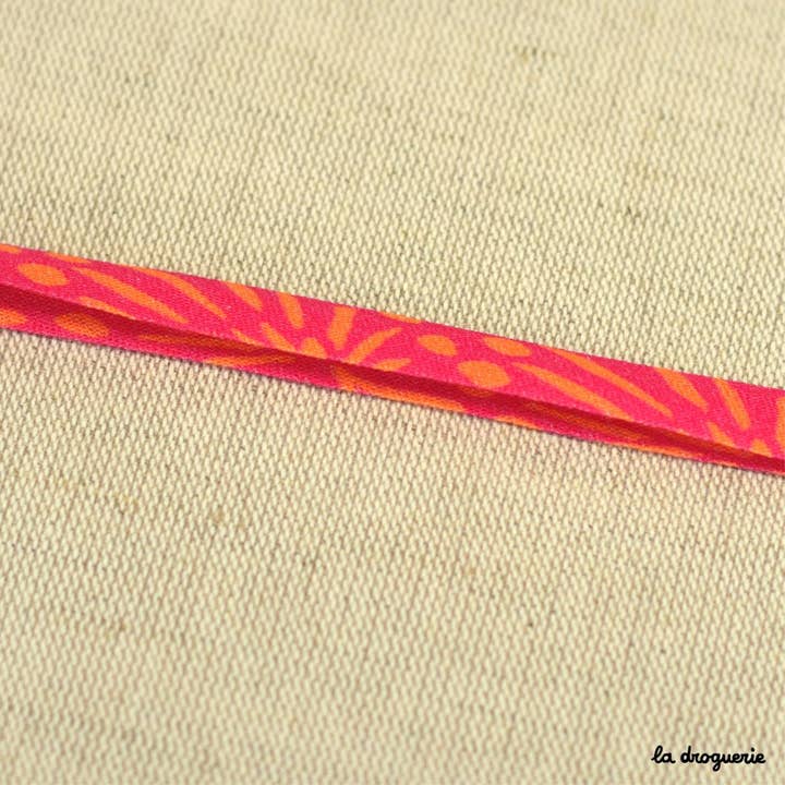 LA DROGUERIE - Wholesale Ribbon - Gift Wrapping - Spice Bias - Saffron - folded width 10 mm1