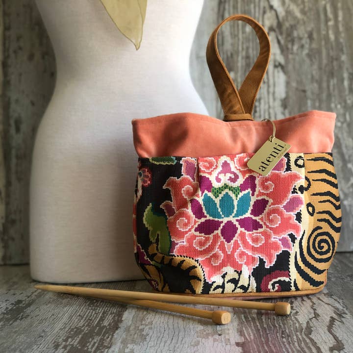 Atenti – Engroshandel Strikke-/hækleartikler – Le Tigre Tall Caddy – håndlavet i USA, organizer til garn og sytilbehør, Atenti-projekttaske