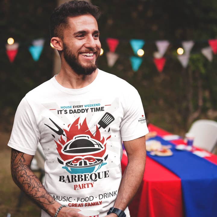 T-shirts blancs It's Daddy Time pour la vente par Paapaiii