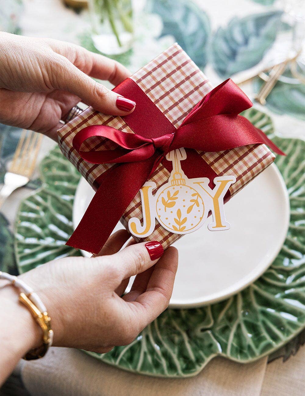 Bespoke Letterpress – Großhandel Band – Geschenke verpacken – Rotes Schimmer-Satinband 30 Meter10