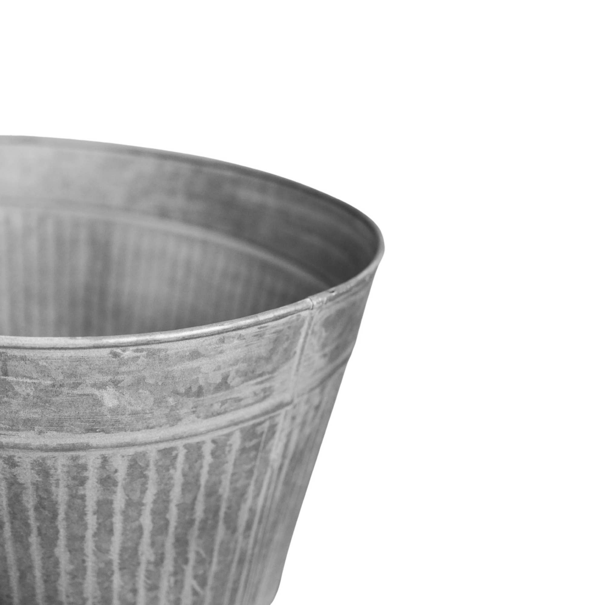 Ivyline – wholesale Plant pot – Outdoor Galvanised Trough5