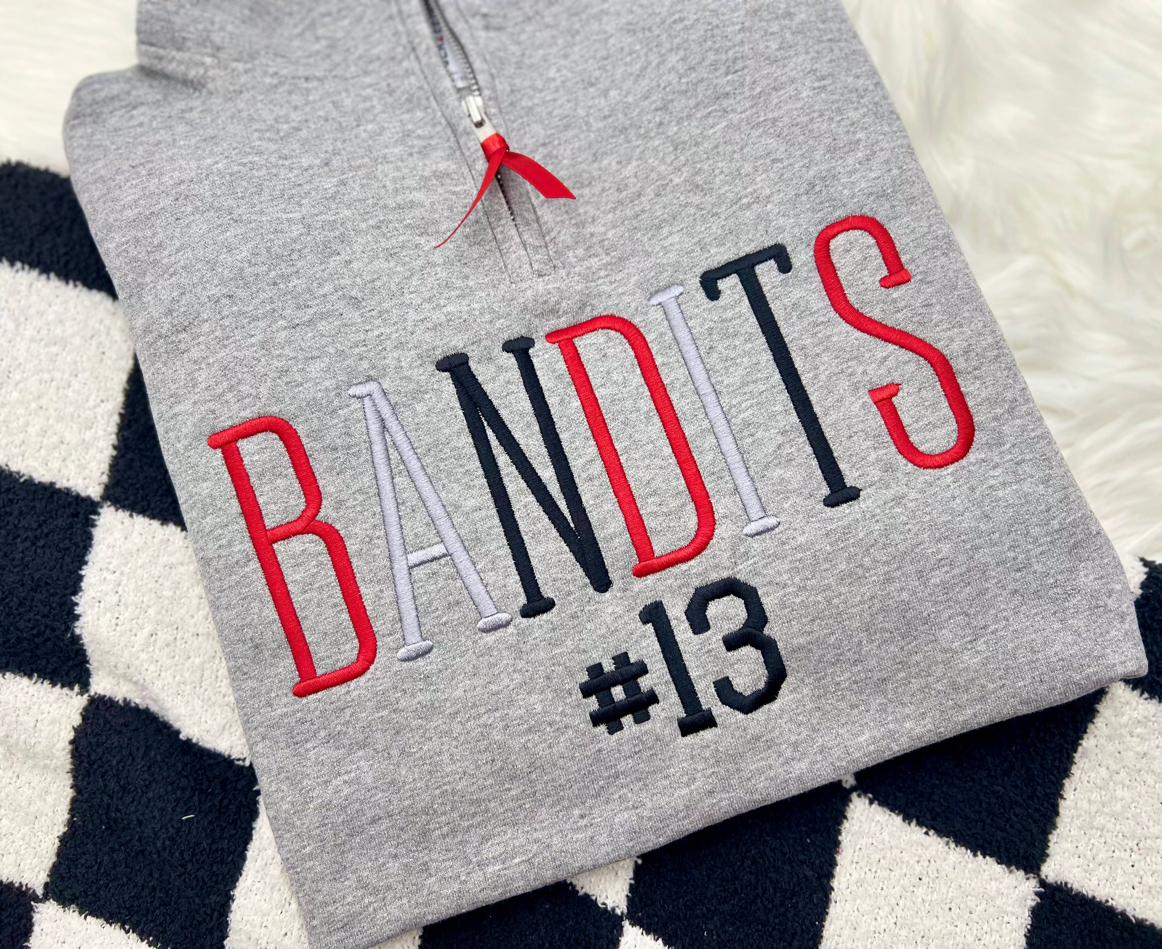 Southern Trade Company Wholesale – Engroshandel Sweatshirt - Dame – Broderet Spirit Wear Quarter Zip10