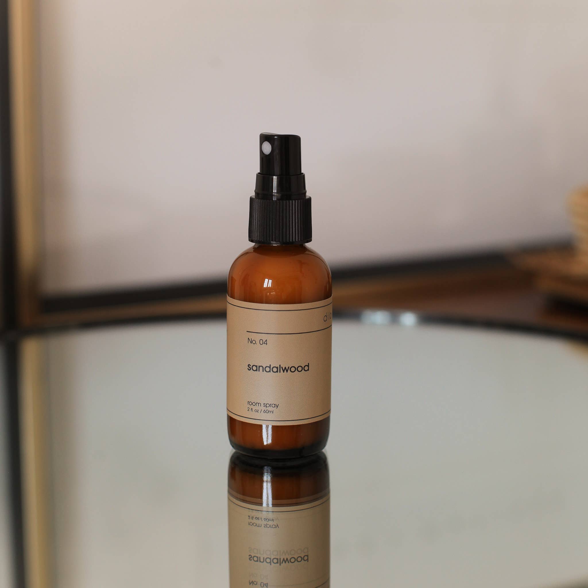 dilo - Wholesale Room & Linen Spray - No. 04 Sandalwood Room Spray0