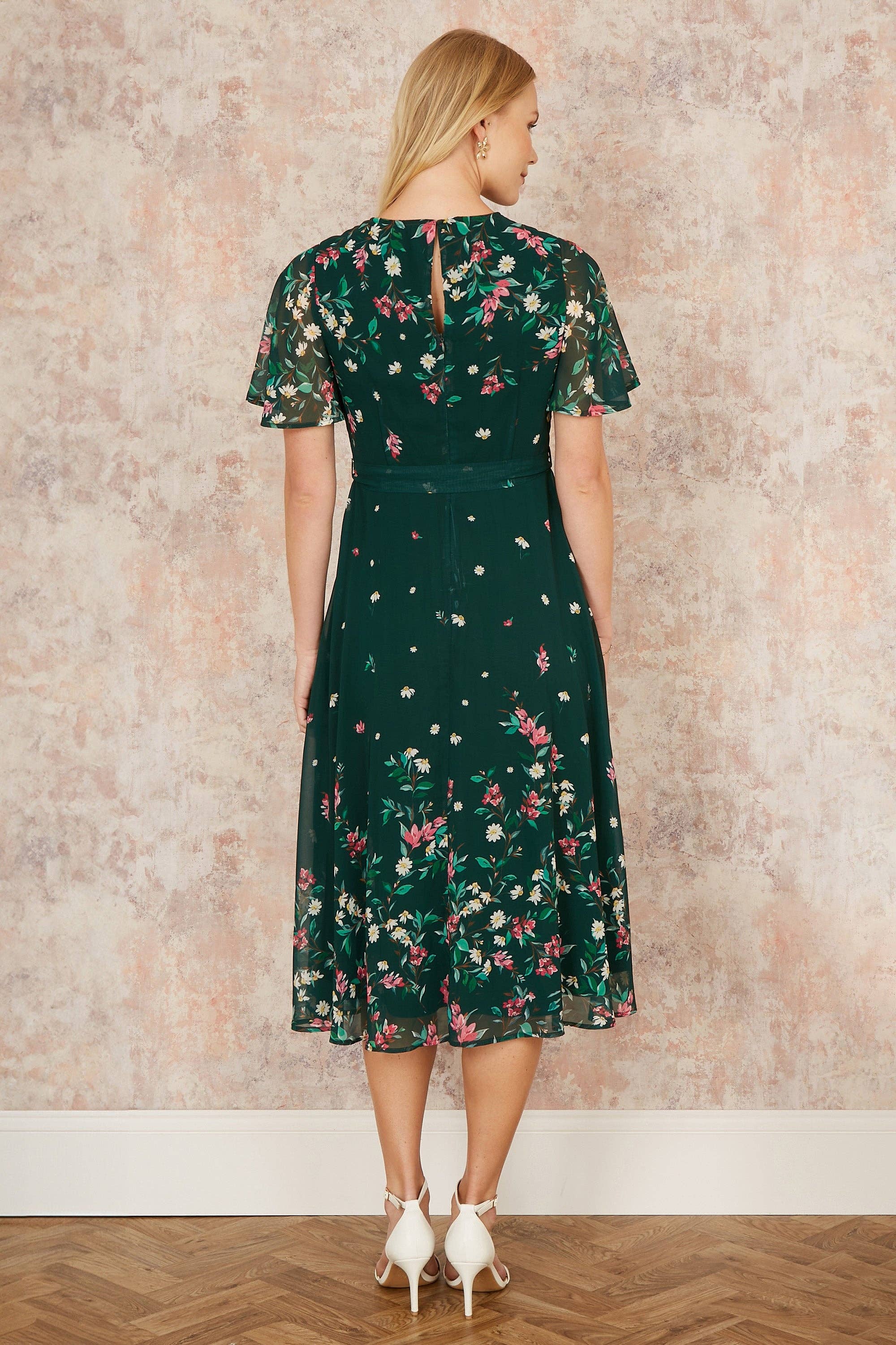 Grøn Yumi Grøn Daisy Spejl Placering Skater Kjole Med Engelærmer for engroshandel på Faire3