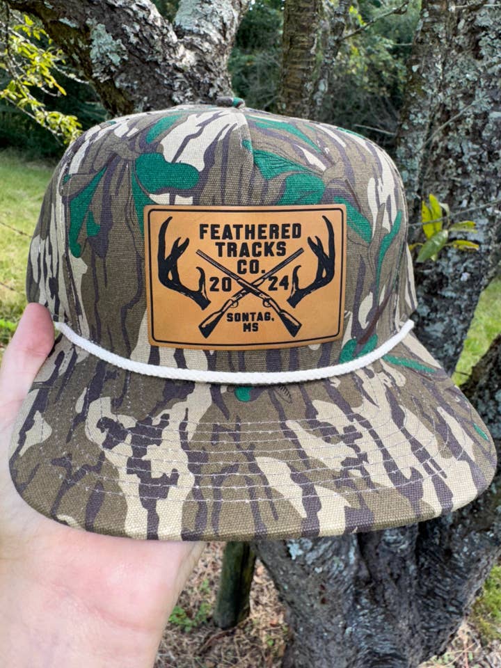 Green Leaf for wholesale by Feathered Tracks Co.