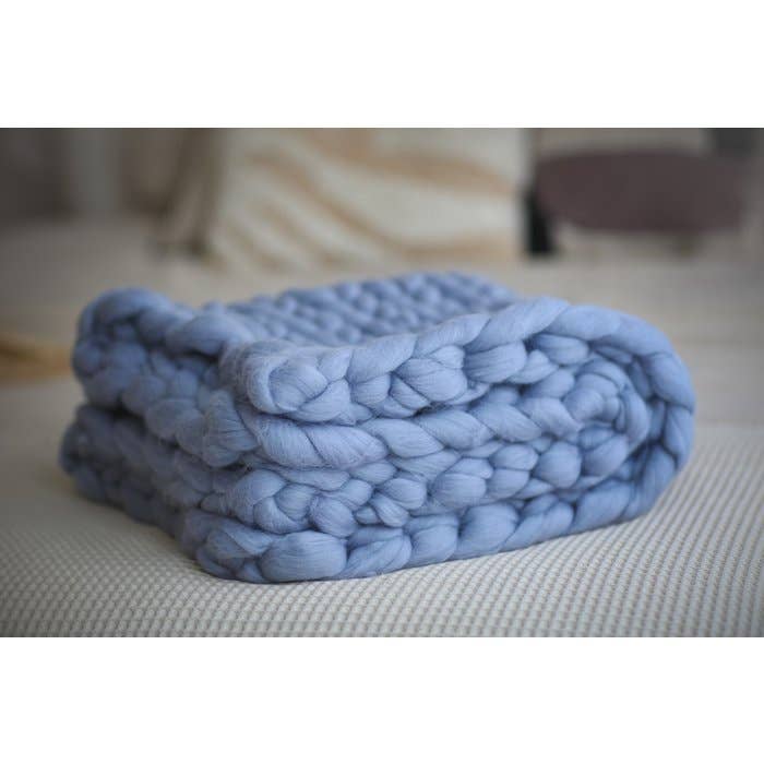 Schaapmaatje - Wholesale Throw Blanket - Warm, Soft Living Blanket XXL Hand-Knitted, 100% Pure Merino Wool1
