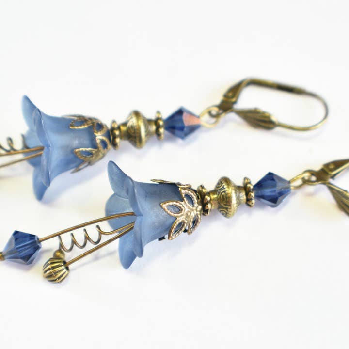 Chic Brico - Wholesale Dangle Earrings - Victorian Style Navy Blue and Antique Bronze Bell Flower Luc2