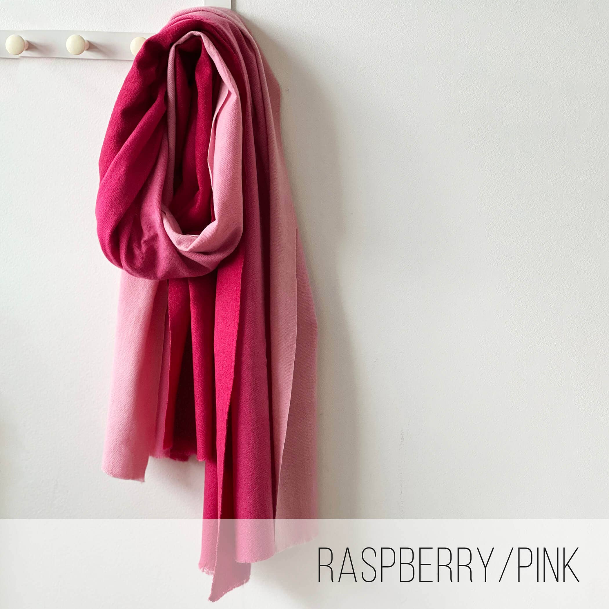 Studio Hop – wholesale Scarf – Women's – Personalised Cashmere Blend Ombre Scarf8