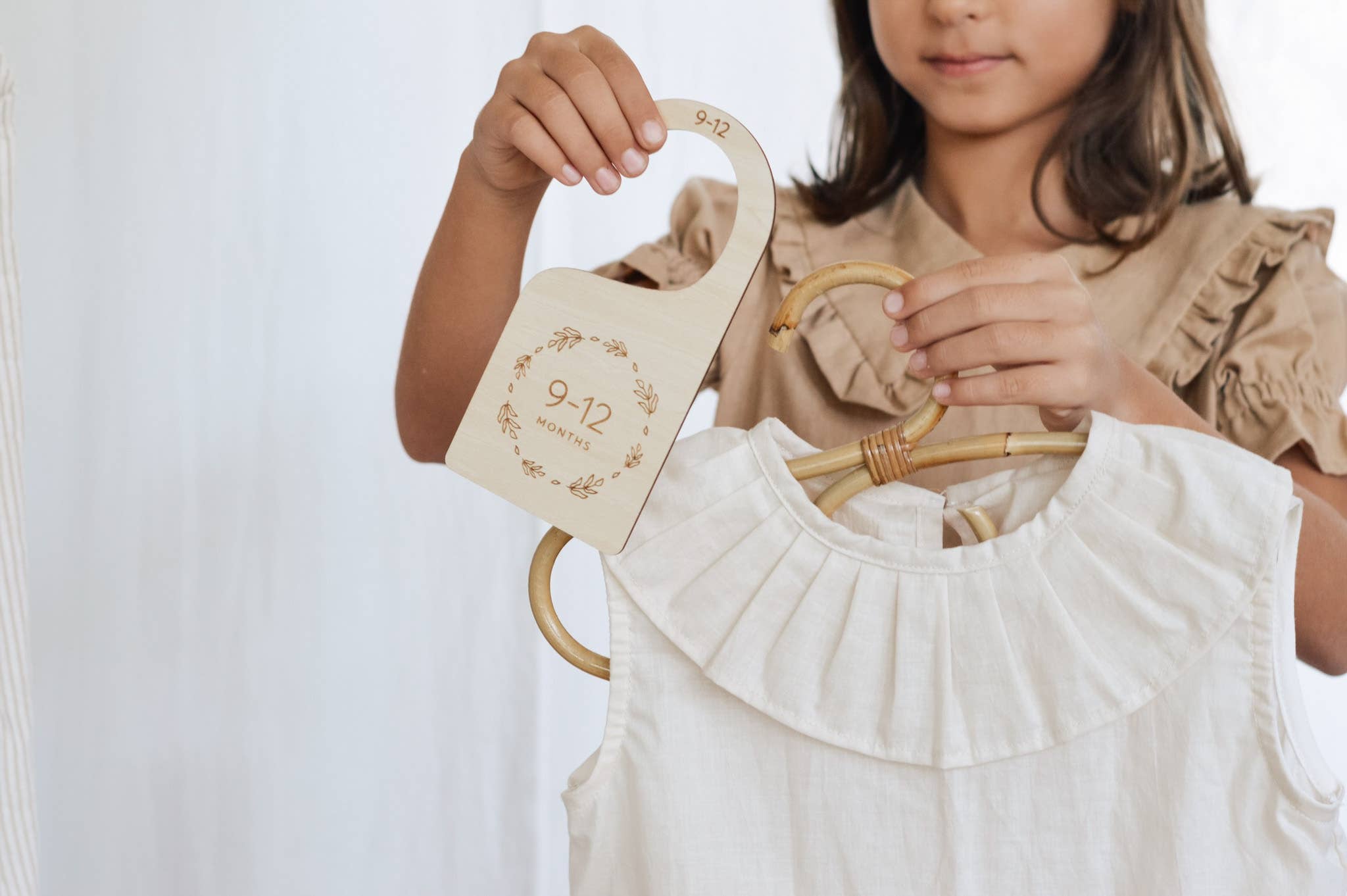 Fephas - Vendita all'ingrosso Appendiabiti - Divisori in legno per armadio neonato - floreali3