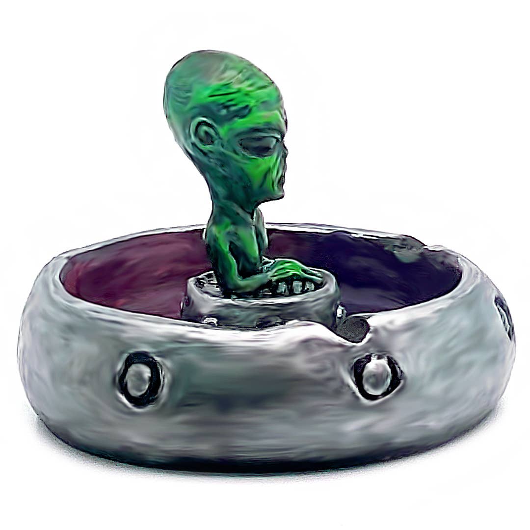Pichincha - Wholesale Ashtray - Green Alien Flying Saucer Figurine Round Ash Tray2