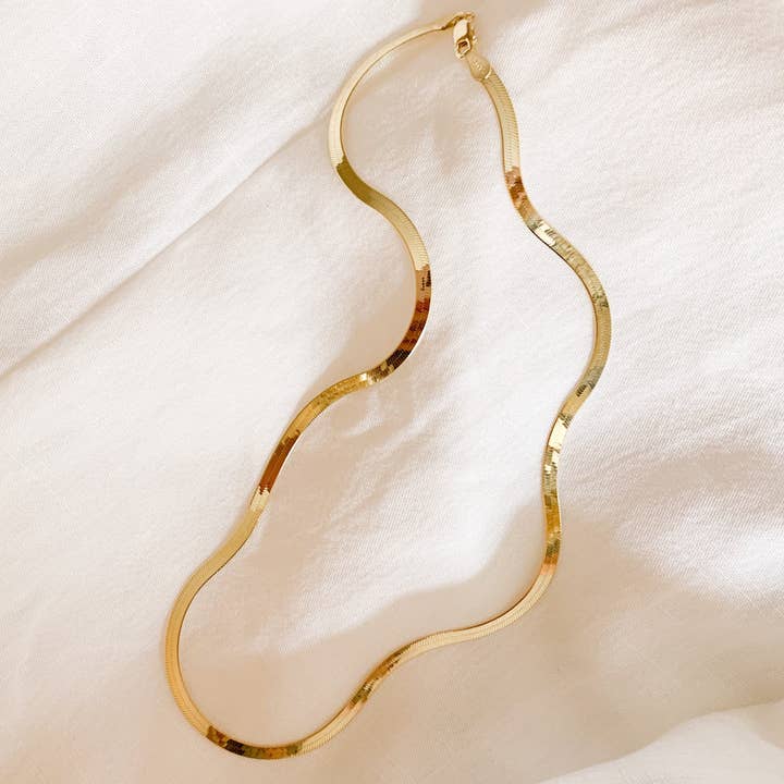 Corrente espinha de peixe 3,5 mm - Corrente plana dourada 40,6 cm por atacado de XO Hanalei