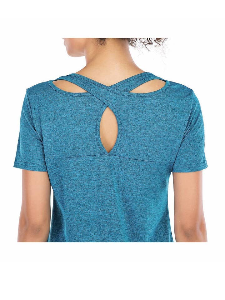 Active by Anna-Kaci - Wholesale Sporttop - Dames - Sportshirts voor sportkleding en hardlooptrainingen met gekruiste rugleuning5