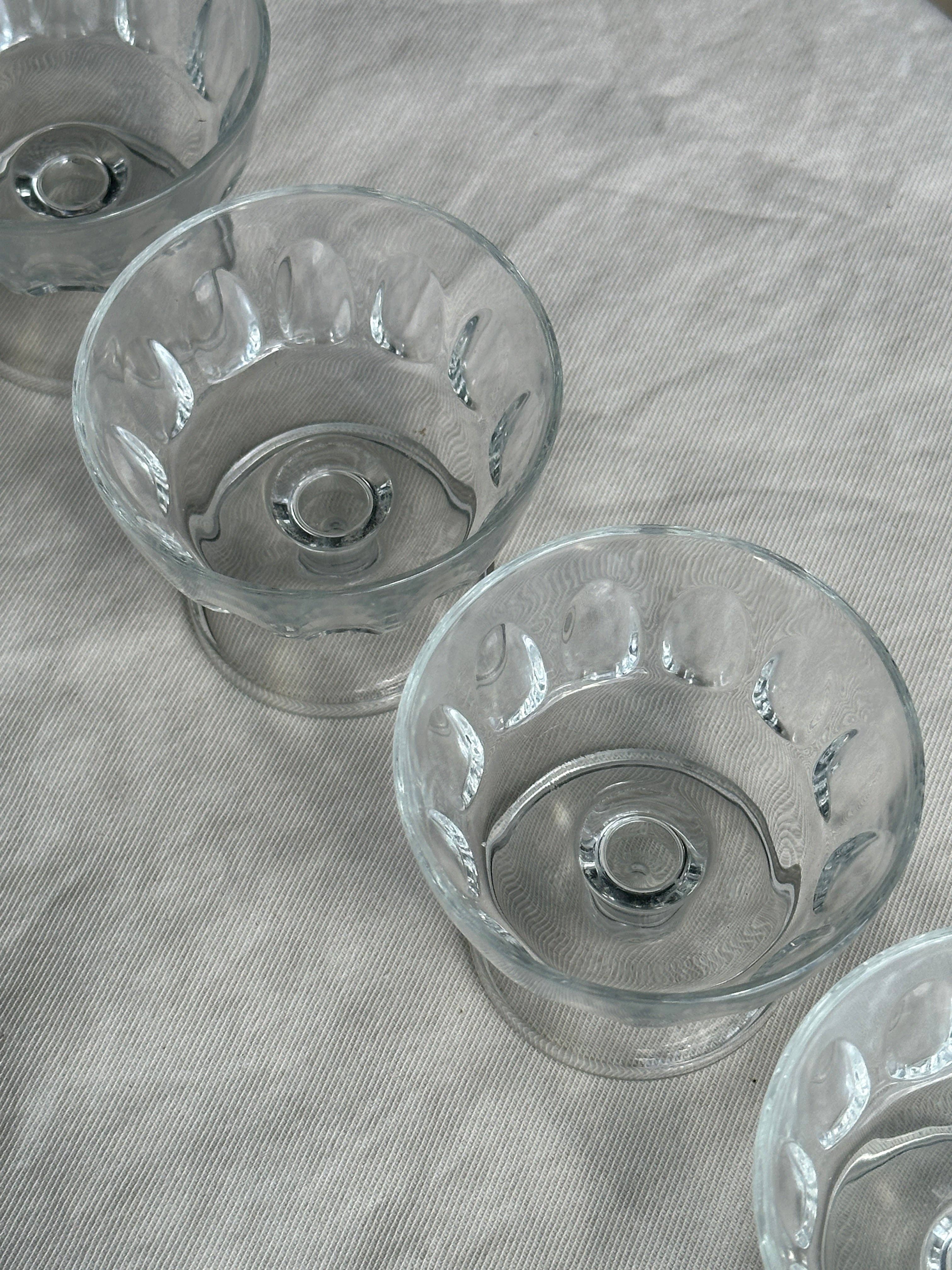 Office Objets - Venta al por mayor Copas de cóctel/licor - 11 copas con tallo Arcoroc de Francia14