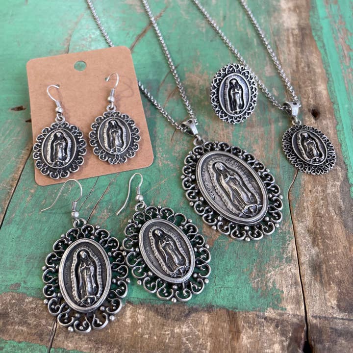 Pezzi OLG ondulati in argento per la vendita all'ingrosso da parte di Love and Honor Jesus LLC