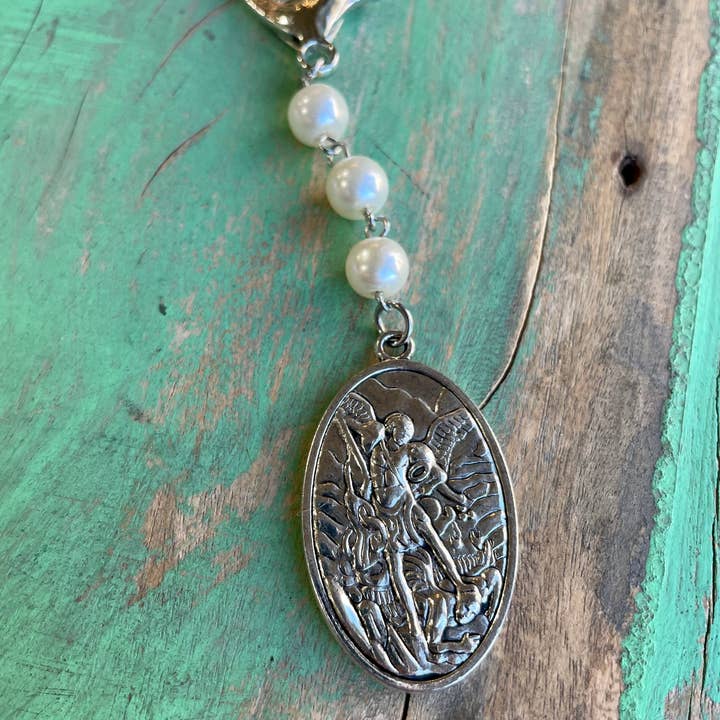 Love and Honor Jesus LLC - Wholesale Purse/Bag Accessory - Women's - Silver Purse Blessings