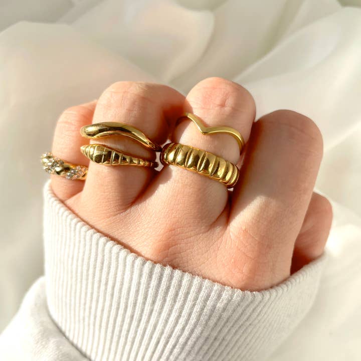Blueyejewelry – wholesale Band/stacked ring – Gold Stacker Rings - Tarnish-free Dainty and Bold Rings21