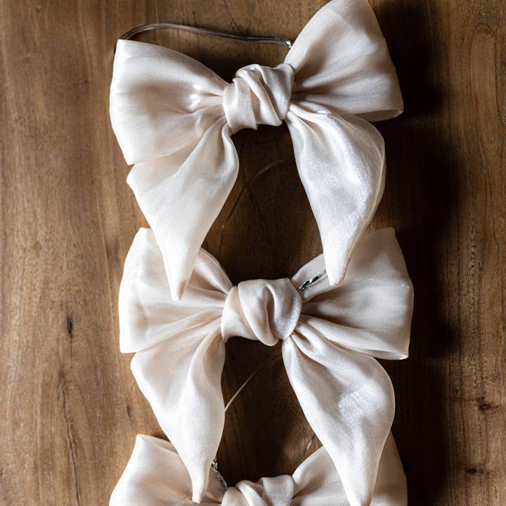 Luxe B Co - Wholesale Christmas Decoration - Bow Gauze Cream Set of 30