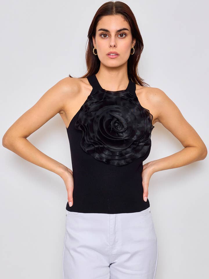 Frime - Wholesale Blouse - Women's - Sleeveless top with embossed flower on the front - 24624