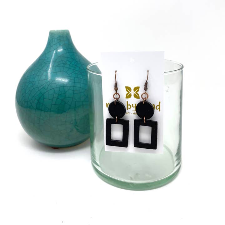 mmb by hand - Wholesale Dangle Earrings - Sustainable Mid Mod Black Cork Earrings1