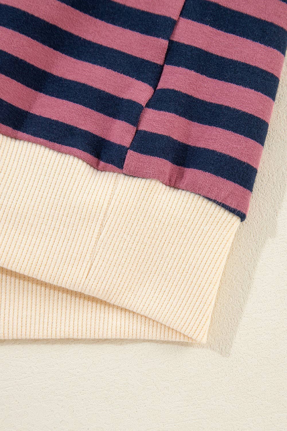 Lovesoft – wholesale Sweatshirt - Dam – Oversized sweatshirts med randigt mönster och kontrasterande kant från Lovesoft16