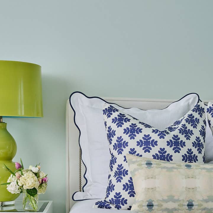 Laura Park Designs - Wholesale Bedding Pillowcase/Sham - Scalloped Sham, Navy / White3