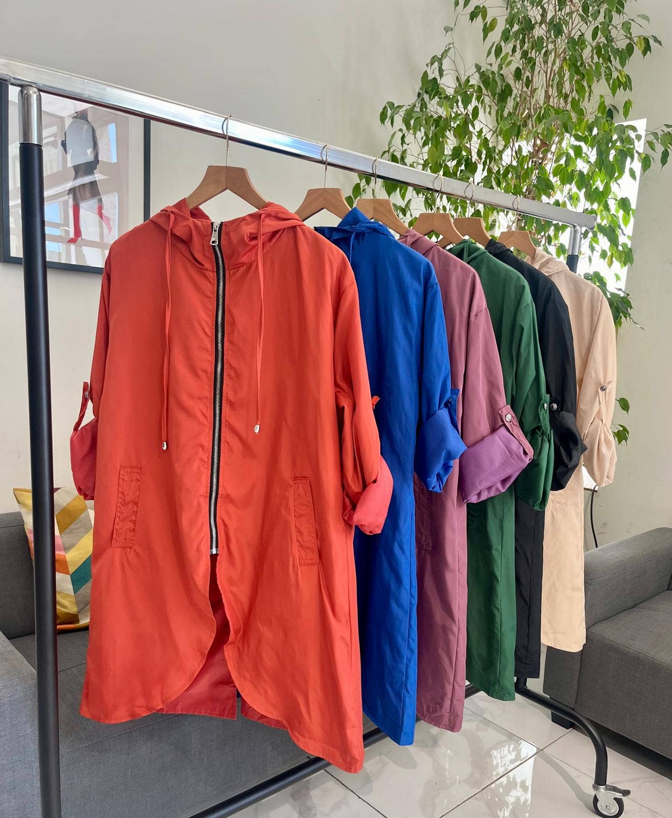 SWEET MAGIC MODA Y COMPLEMENTOS - Wholesale Raincoat - Women's - THREE-QUARTER REFLECTIVE RAINCOAT 13