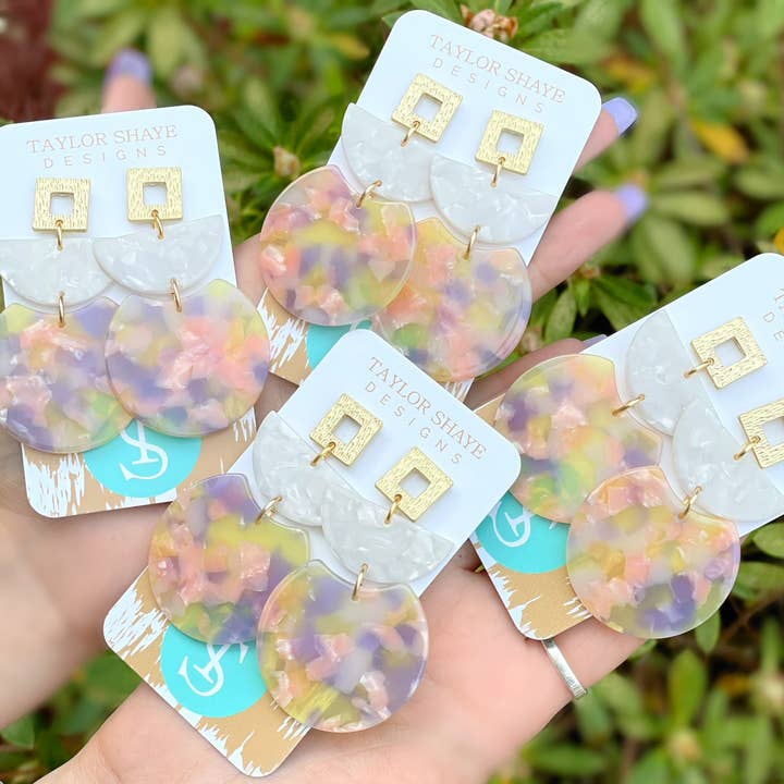 Taylor Shaye Designs - Wholesale Dangle Earrings - Maggie Acrylic Drops0