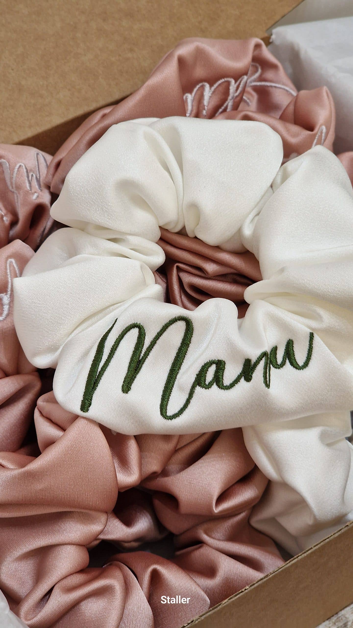 Staller - Wholesale Hair Clip - Women's - Custom Satin Scrunchies5