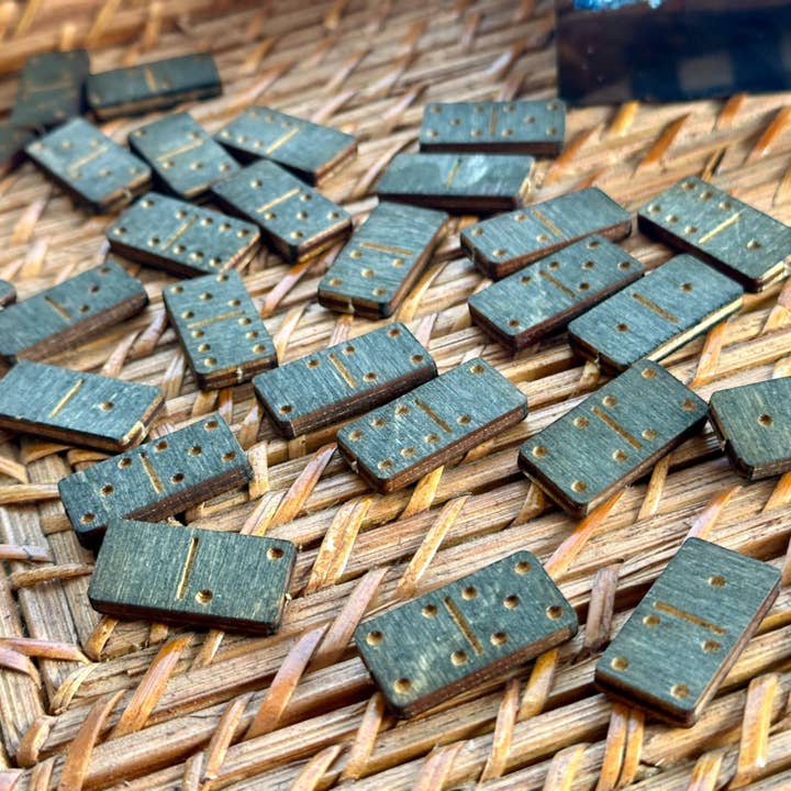 Ingeneius - Wholesale Board Game - Games in the Round - Dominos