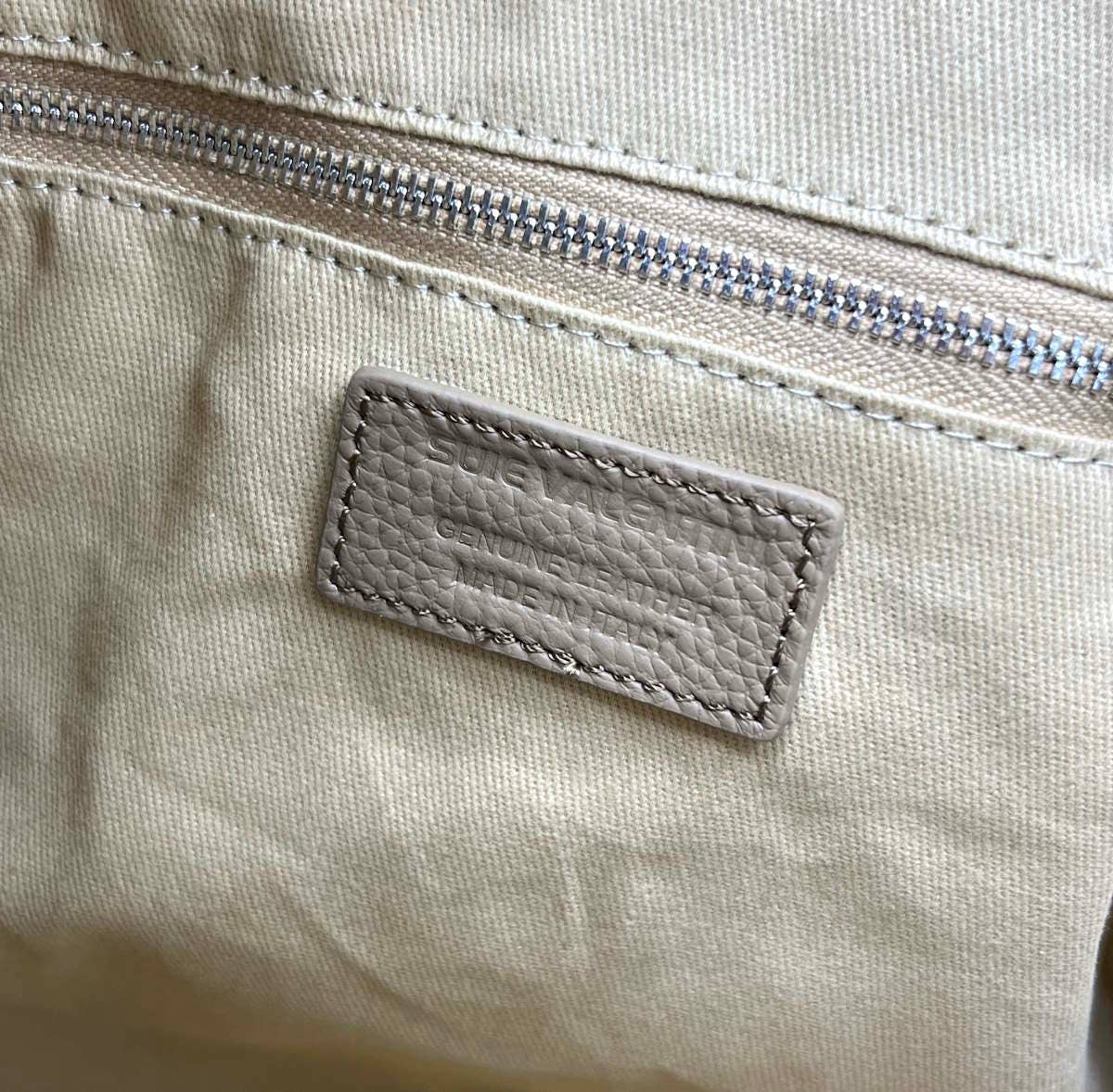 Suie Valentini srl - Wholesale Shoulder Bag - Women's - Genuine leather shoulder bag, art. 2504.4125