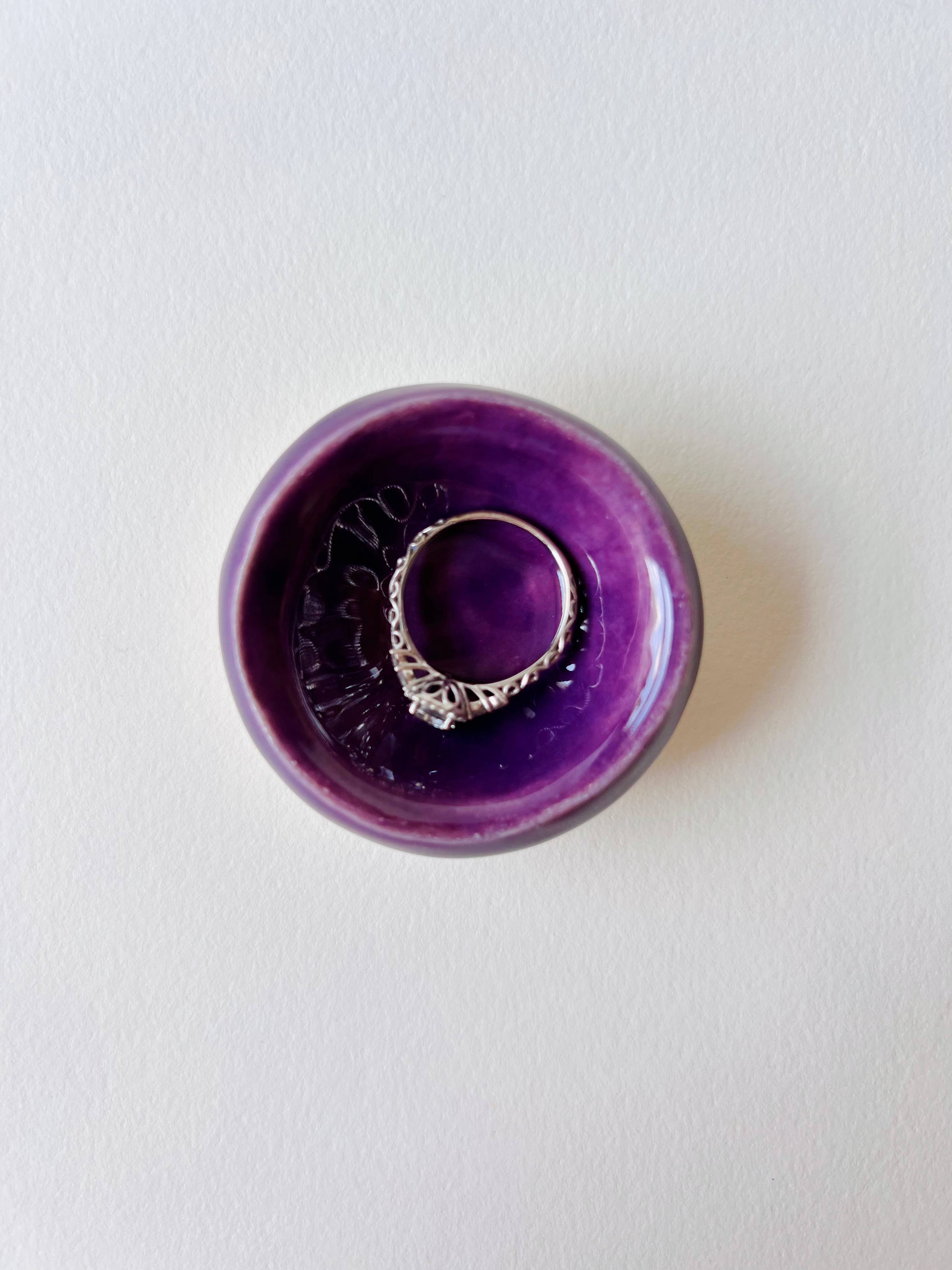 MoonMoon Ceramics – wholesale Jewellery dish – Purple Mulberry Tiny Ring Dish5