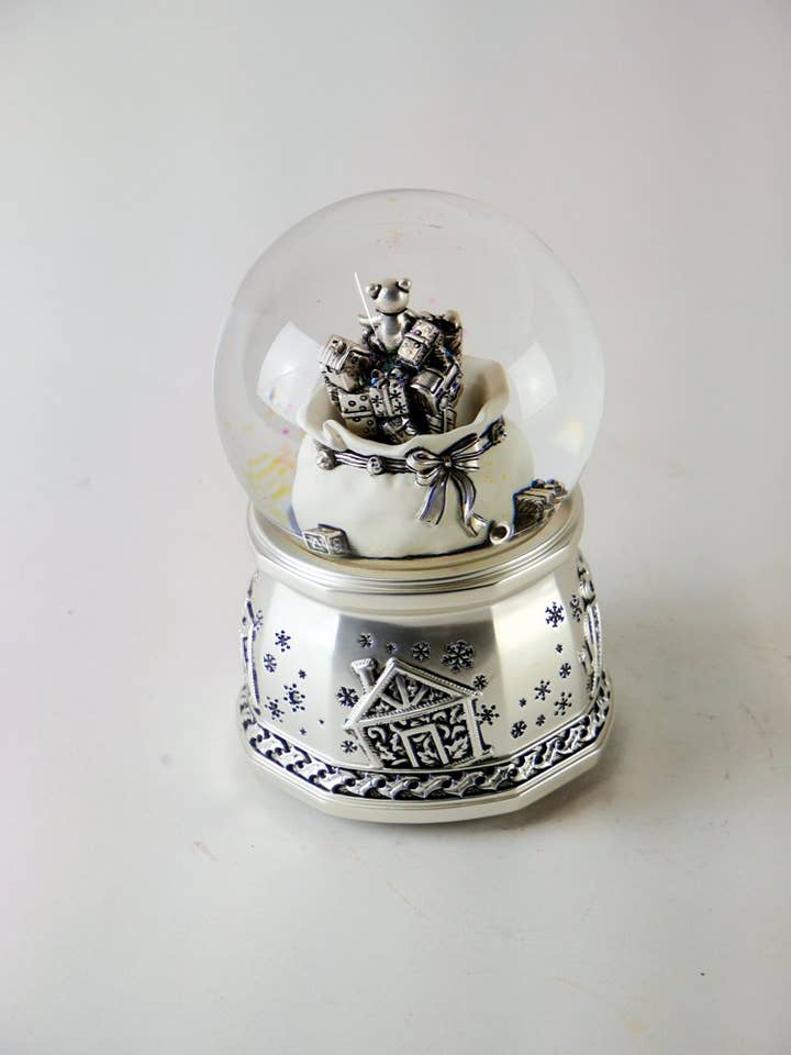 100 mm sølv snekugle med gavepose for engroshandel hos Musicbox world