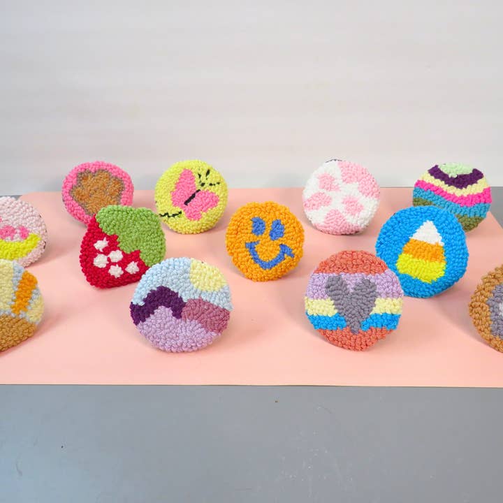 Daralyn's Designs – wholesale Car Freshener - Women’s – Punch Needle Fall Mix Car Vent Freshener Clips - Set of 1215