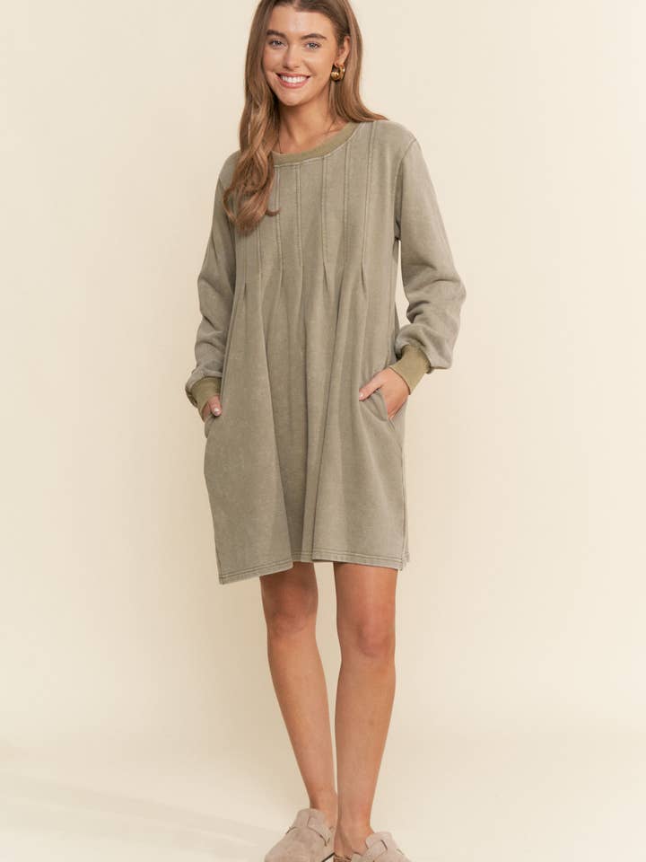 Moss Green Pleated Round Neck Long Sleeve Sweater Dress for wholesale on Faire2