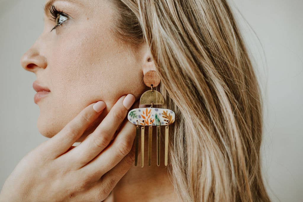 Crown & Heart - Vendita all'ingrosso Orecchini pendenti - Orecchini in legno+floreale tropicale+nappa3