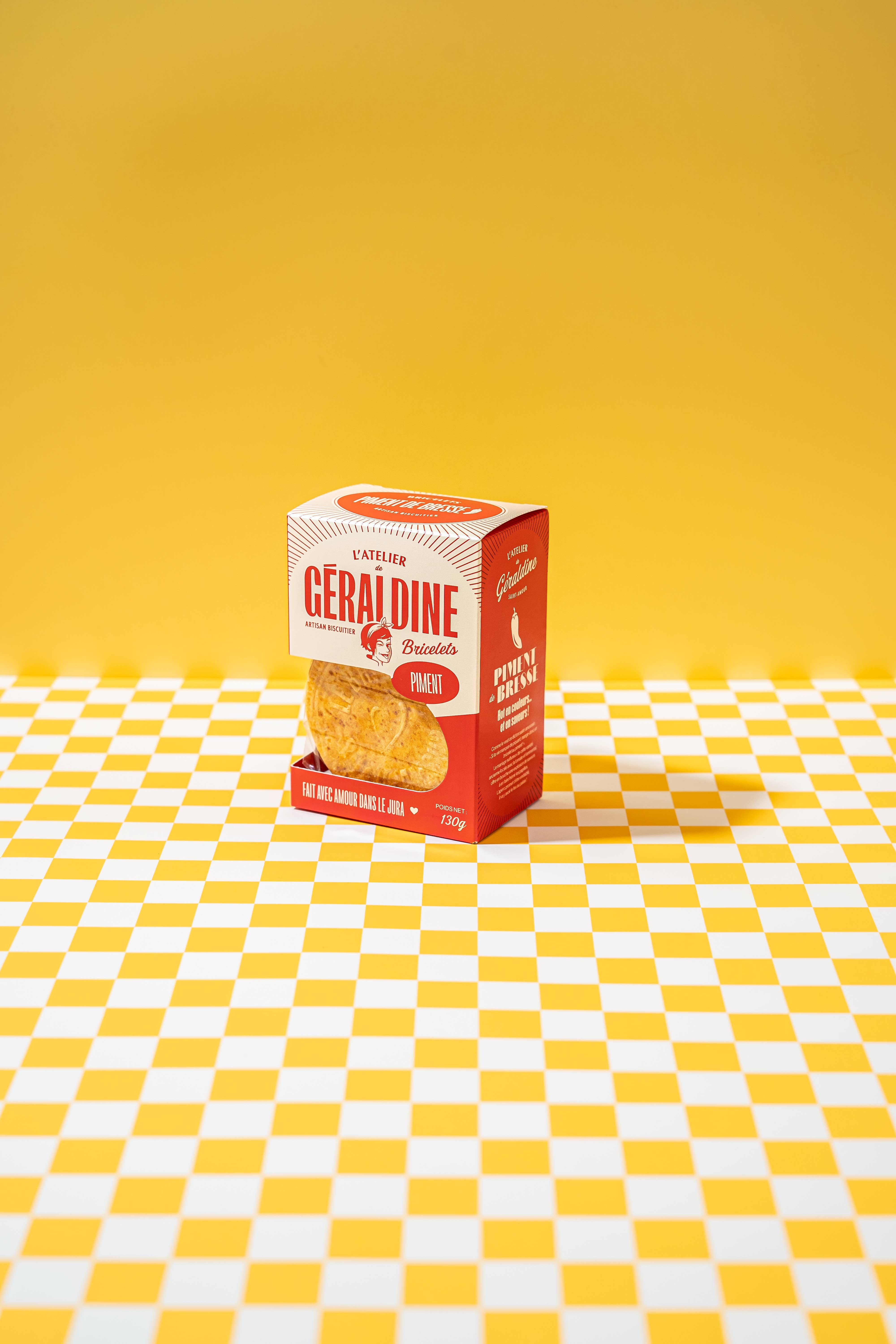 ATELIER DE GERALDINE - Wholesale Crackers - “Bricelets with Bresse Peppers” - Salty aperitif cookies