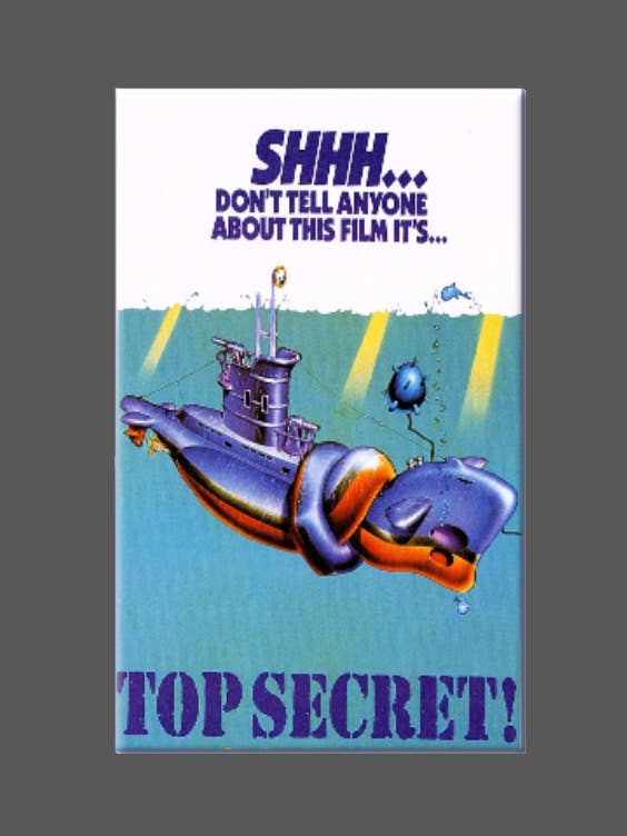 Topphemlighet, Magnet, Knapp, Spegel, 80-talsfilm, Naken pistol för wholesale av Ba Ba Buttons