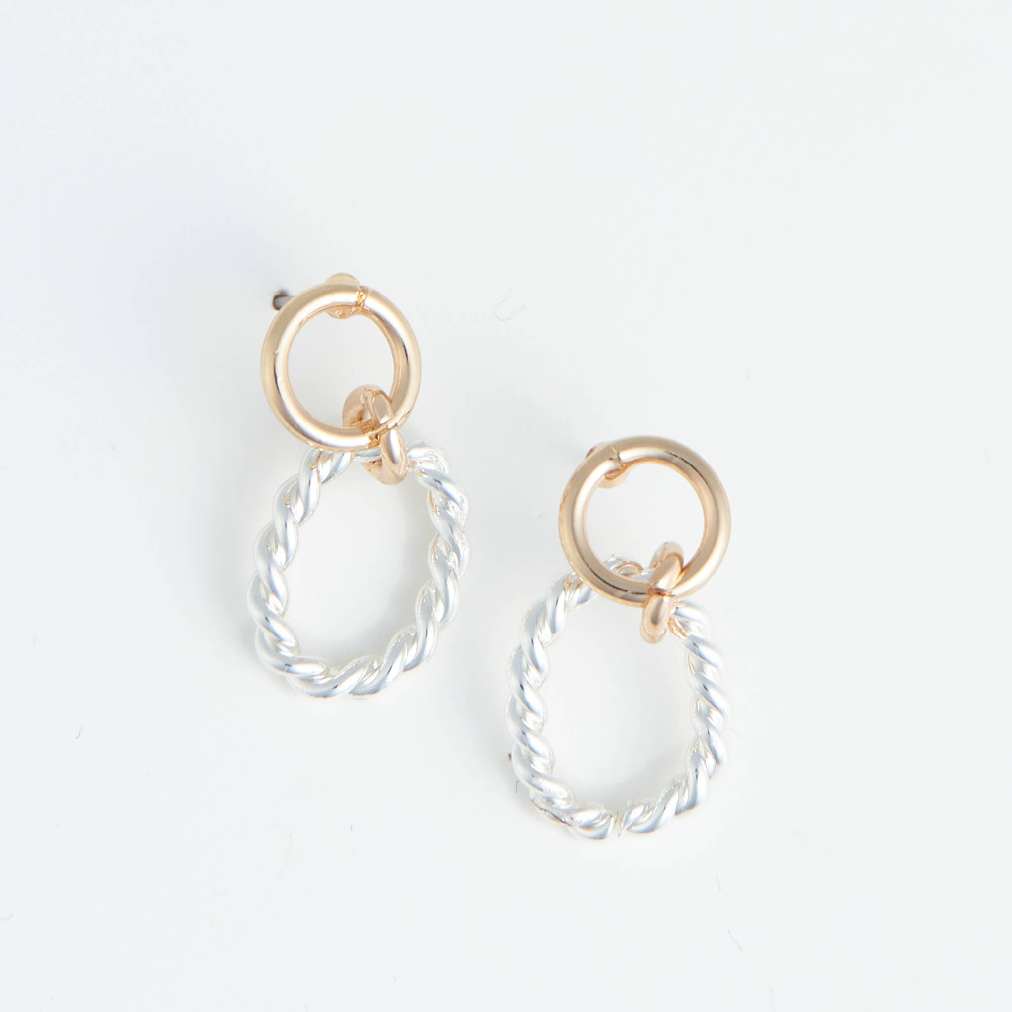 Howard's - Vendita all'ingrosso Orecchini pendenti - Orecchini pendenti a corda bicolore Ear Sense