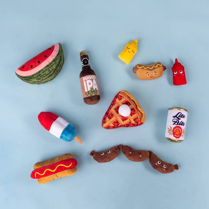 Only An Ocean Europe - Wholesale Pet Plush Toy - Dog - Fringe Lite Bite Pup Pilsner Plush Dog Toy3