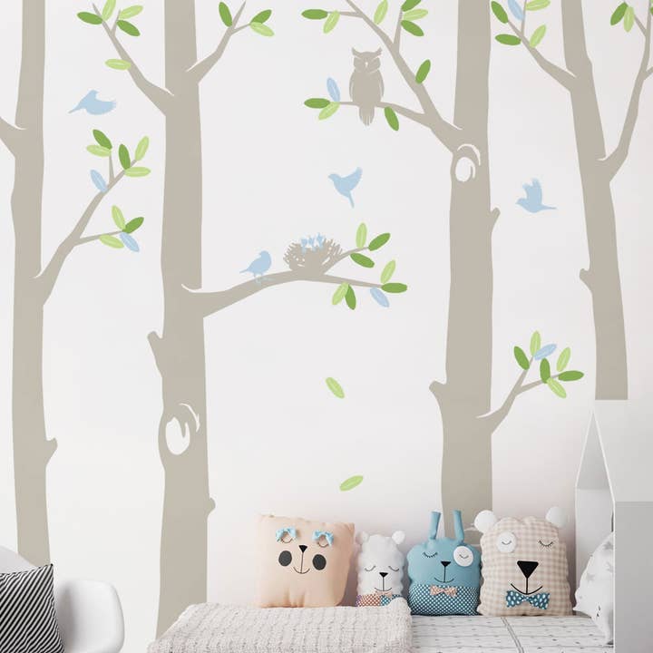 Sticker mural Motif arbre naturel avec oiseaux et nid pour la vente par Simple Shapes