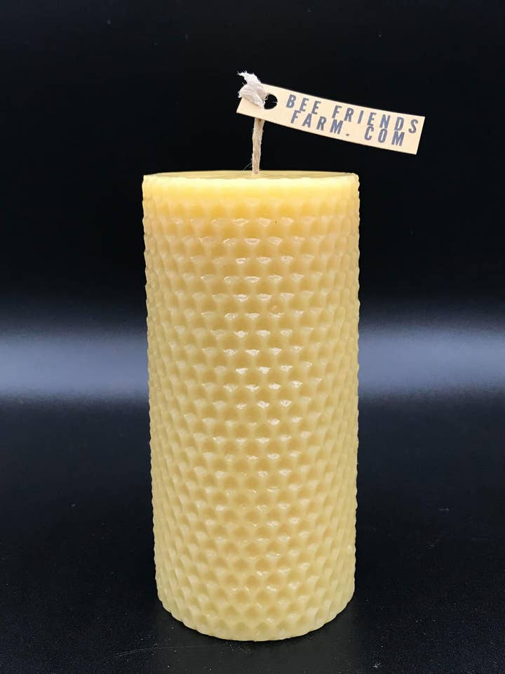 Vela de pilar de cera de abelha com padrão hexagonal por atacado de Bee Friends Farm