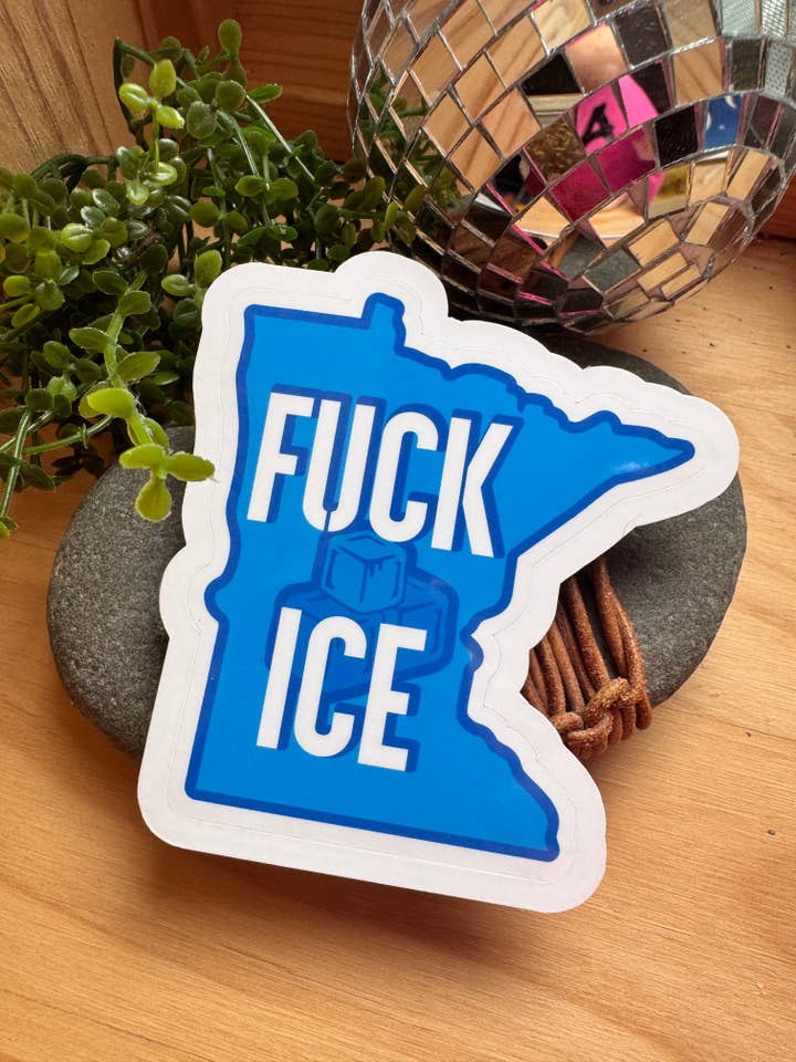Autocollant "Ice Out MINNESOTA" pour la vente par Carey Dailey Creations
