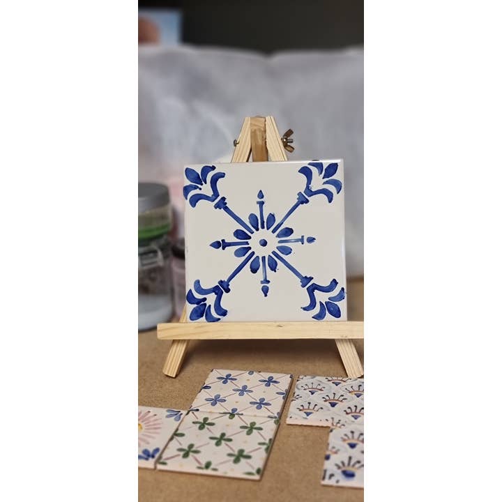 Håndmalede fliser: Coasters og grydelapper – vintage klassiker for engroshandel hos Hazbruk Ceramics